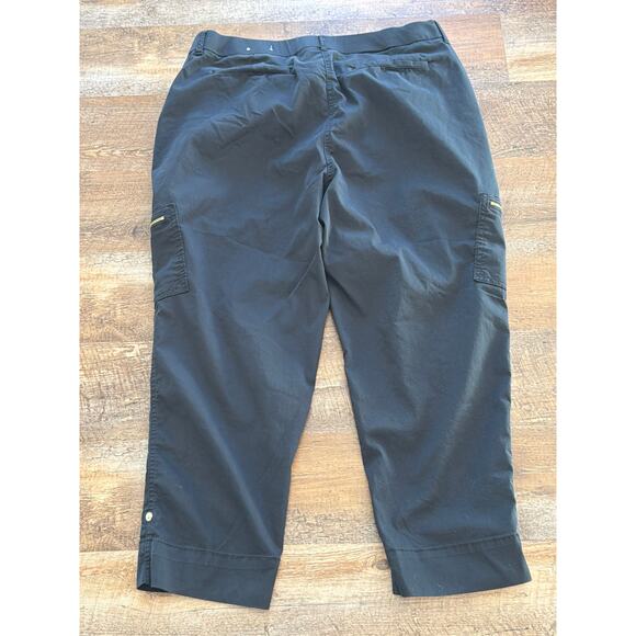 Chico's black crop cargo  pants Chico's 2.5  = 14 Large - Picture 2 of 8